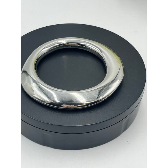 Ben-Amun Designer Handcrafted Large Silver Sculpted Polished Slip On Bangle - Picture 4 of 9